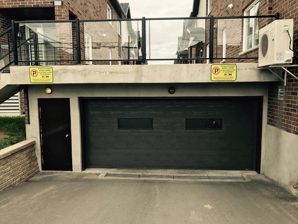 2-bedroom Townhome Saint-Martin West Laval Apt D Exterior foto